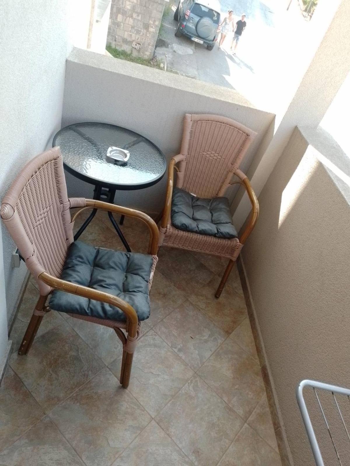 Apartments Grubor Будва Екстер'єр фото